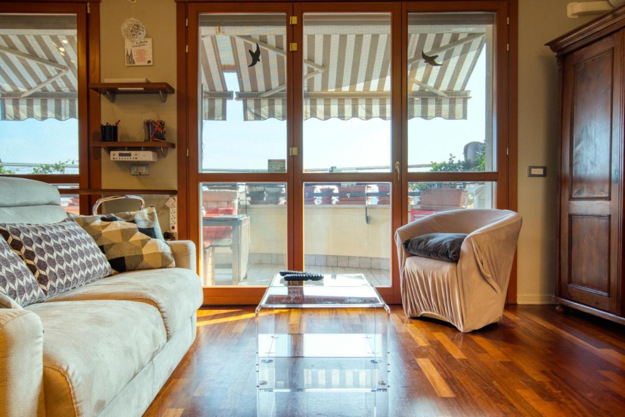 Caseospitali - Casa Di Bibi, Colorato Ed Elegante Bilocale Vicino Al Naviglio Martesana Per 4 Vimodrone Dış mekan fotoğraf